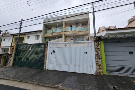 Fachada de casa à venda com 3 quartos, 121m² em Vila Zelina, São Paulo