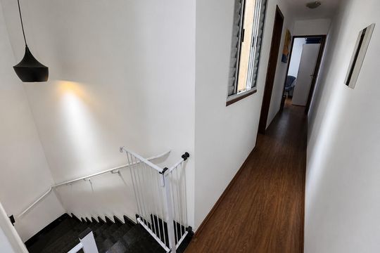 Corredor de casa à venda com 3 quartos, 121m² em Vila Zelina, São Paulo