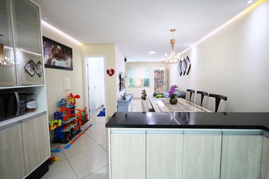 Sala/Cozinha de casa à venda com 2 quartos, 138m² em I.a.p.i., Osasco