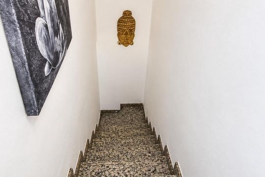 Escada de casa para alugar com 3 quartos, 98m² em Jardim Continental, Nova Iguaçu