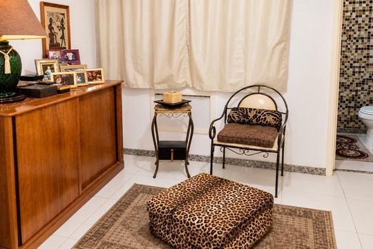 Quarto 3 de casa para alugar com 3 quartos, 98m² em Jardim Continental, Nova Iguaçu