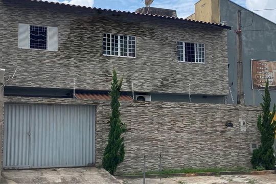 Casa para alugar com 4 quartos, 270m² em Cidade Satélite Íris, Campinas