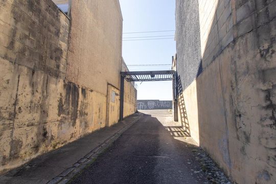 Área externa de casa de condomínio à venda com 2 quartos, 65m² em Campo de Santana, Curitiba