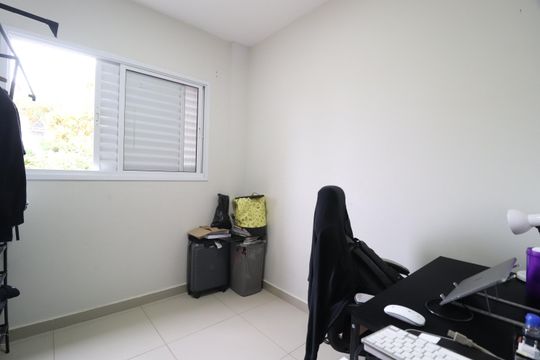 Quarto 1 de apartamento para alugar com 2 quartos, 64m² em Santa Mônica, Uberlândia