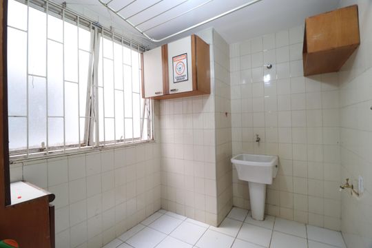 Área de Serviço de apartamento para alugar com 3 quartos, 140m² em Centro, Uberlândia