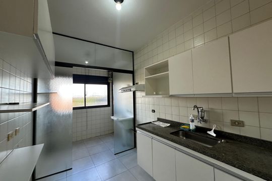 Cozinha de apartamento para alugar com 3 quartos, 75m² em Alphaville Industrial, Barueri