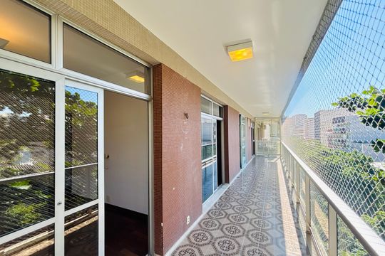 Apartamento para alugar com 3 quartos, 135m² em Botafogo, Rio de Janeiro