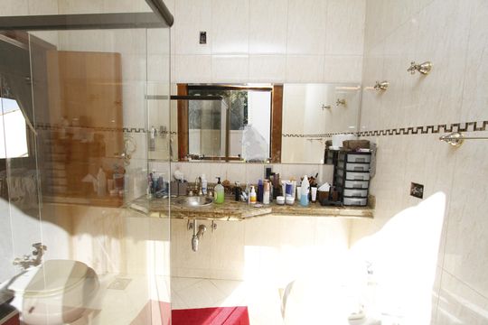 Banheiro da Suíte de casa à venda com 6 quartos, 400m² em São Bento, Belo Horizonte