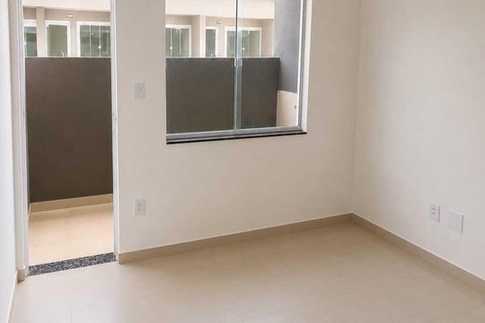 Sala de apartamento para alugar com 1 quarto, 35m² em Marapicu, Nova Iguaçu