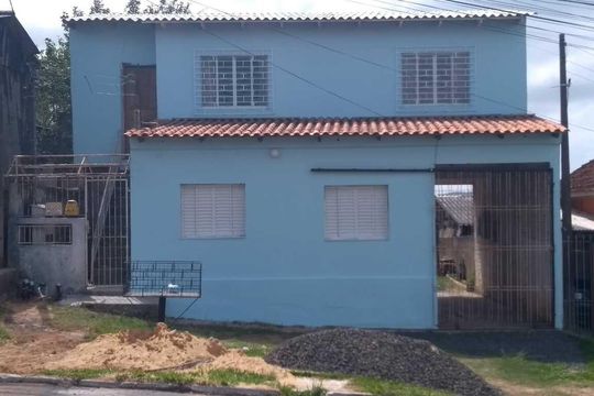 Fachada de casa de condomínio para alugar com 3 quartos, 60m² em Viamópolis, Viamão