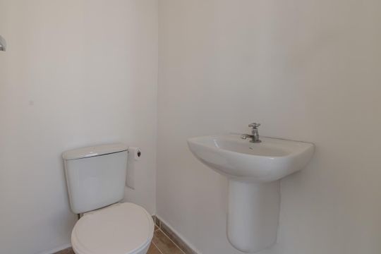 Lavabo de apartamento para alugar com 2 quartos, 102m² em Planalto Paulista, São Paulo