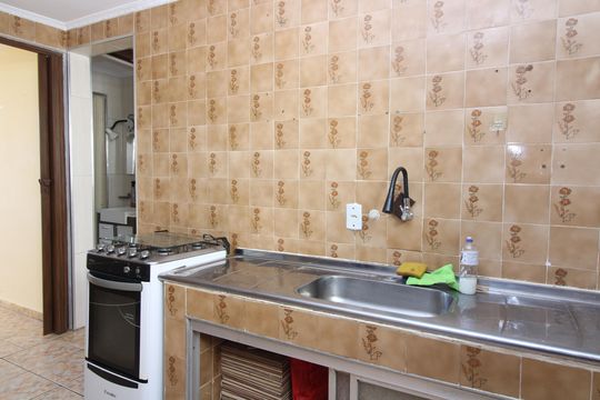 Cozinha de apartamento para alugar com 2 quartos, 50m² em Conjunto Habitacional Padre Manoel de Paiva, São Paulo