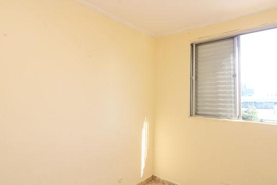 Quarto 2 de apartamento para alugar com 2 quartos, 50m² em Conjunto Habitacional Padre Manoel de Paiva, São Paulo