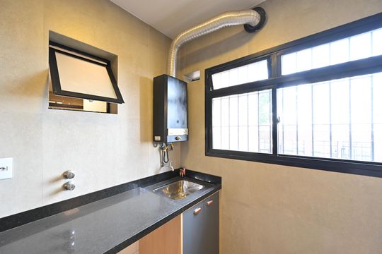 Lavanderia de apartamento para alugar com 2 quartos, 78m² em Chácara Inglesa, São Paulo