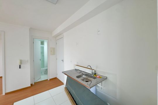 Cozinha de apartamento à venda com 2 quartos, 36m² em Vila das Bandeiras, Guarulhos