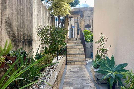 Apartamento à venda com 3 quartos, 64m² em Sagrada Família, Belo Horizonte