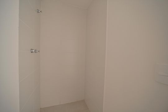 Banheiro de apartamento para alugar com 2 quartos, 42m² em Vila Campanela, São Paulo