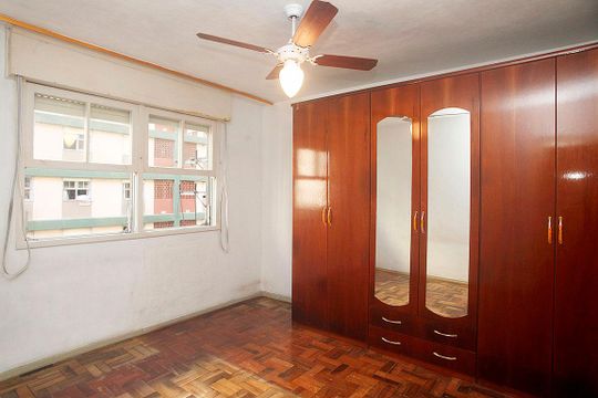Suíte de apartamento à venda com 1 quarto, 42m² em Jardim Botânico, Porto Alegre