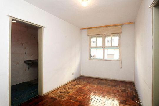 Sala de apartamento à venda com 1 quarto, 42m² em Jardim Botânico, Porto Alegre