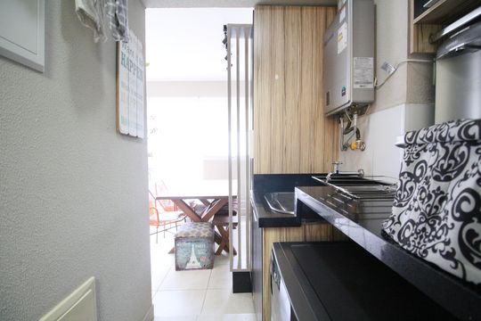 Área de Serviço de apartamento para alugar com 2 quartos, 75m² em Vila Andrade, São Paulo