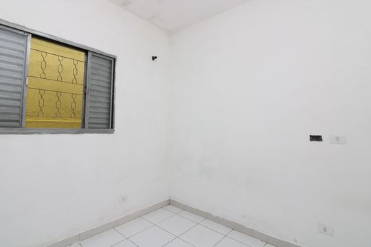 Quarto de casa de condomínio para alugar com 1 quarto, 30m² em Jardim Verônia, São Paulo