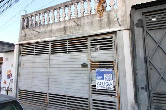 Fachada de casa de condomínio para alugar com 1 quarto, 30m² em Jardim Verônia, São Paulo