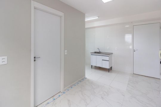 Sala de apartamento para alugar com 2 quartos, 36m² em Vila das Bandeiras, Guarulhos