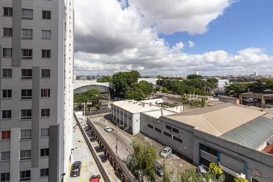 Sala - vista de apartamento para alugar com 2 quartos, 36m² em Vila das Bandeiras, Guarulhos