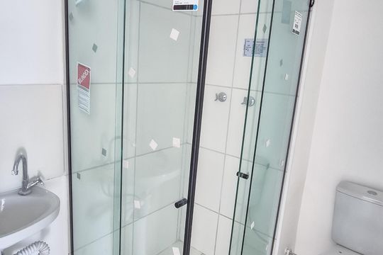 Banheiro  de apartamento para alugar com 2 quartos, 38m² em Bonsucesso, Rio de Janeiro