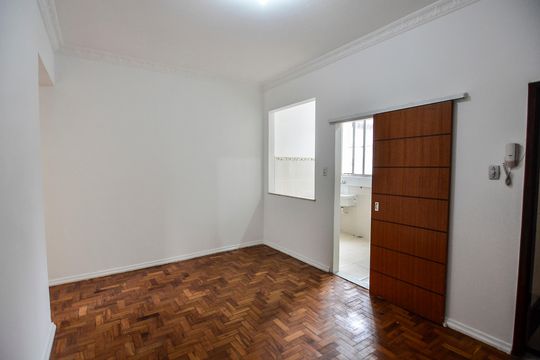 Apartamento à venda com 1 quarto, 48m² em Grajaú, Rio de Janeiro