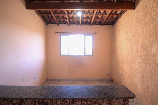 Sala/Cozinha de casa para alugar com 1 quarto, 250m² em São Rafael, São Paulo