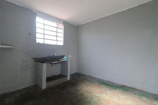 Cozinha de casa para alugar com 1 quarto, 18m² em Ipiranga, Ribeirão Preto