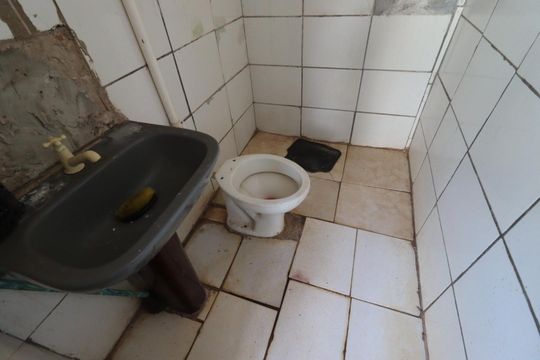 Banheiro de casa para alugar com 1 quarto, 30m² em Ipiranga, Ribeirão Preto