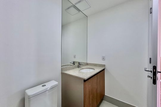 Banheiro do Quarto 1 de apartamento para alugar com 2 quartos, 84m² em Brás, São Paulo