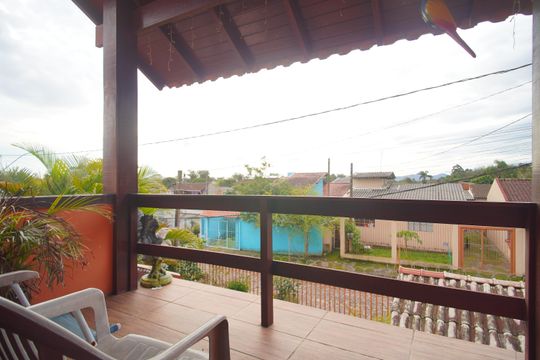 Varanda de casa à venda com 4 quartos, 213m² em Feitoria, São Leopoldo