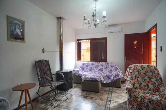 Casa à venda com 4 quartos, 213m² em Feitoria, São Leopoldo