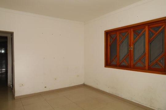 Sala de casa para alugar com 3 quartos, 132m² em Jardim das Oliveiras, São Paulo