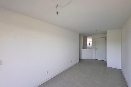 Sala de apartamento para alugar com 3 quartos, 80m² em Recreio dos Bandeirantes, Rio de Janeiro