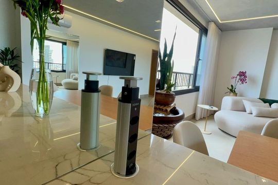 Sala de apartamento à venda com 3 quartos, 97m² em Setor Bueno, Goiânia