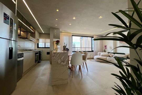 Apartamento à venda com 3 quartos, 97m² em Setor Bueno, Goiânia