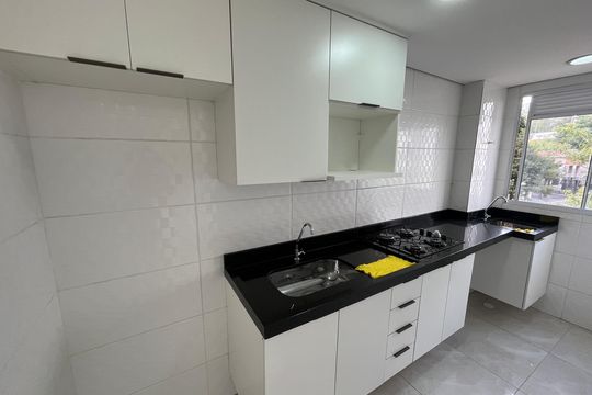 Cozinha de apartamento à venda com 2 quartos, 55m² em Vila Andrade, São Paulo