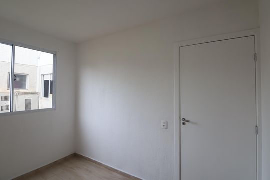Quarto 1 de apartamento à venda com 2 quartos, 42m² em Olaria, Canoas