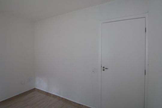 Quarto 2 de apartamento à venda com 2 quartos, 42m² em Olaria, Canoas