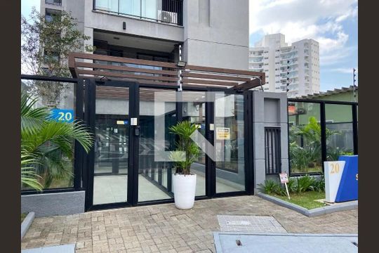 Fachada de apartamento para alugar com 1 quarto, 39m² em Km 18, Osasco