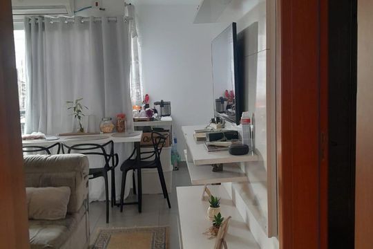 Sala de apartamento à venda com 2 quartos, 36m² em Ferreira, São Paulo