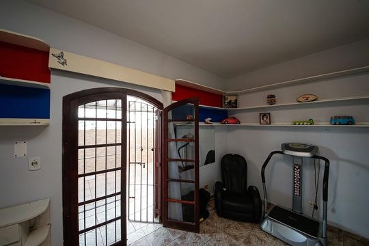 Casa para alugar com 2 quartos, 299m² em Jardim Egle, São Paulo
