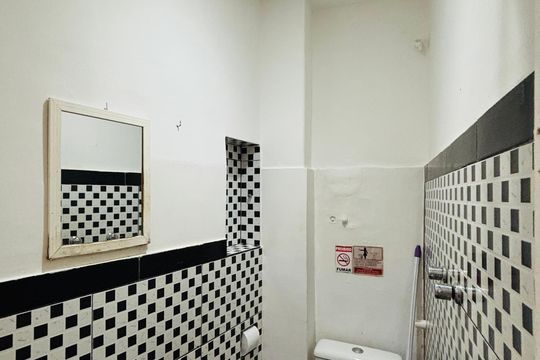 Banheiro de apartamento para alugar com 1 quarto, 20m² em Copacabana, Rio de Janeiro