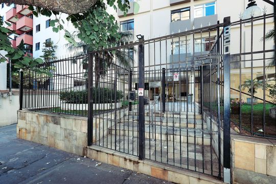 Fachada de apartamento à venda com 3 quartos, 92m² em Vila Mariana, São Paulo