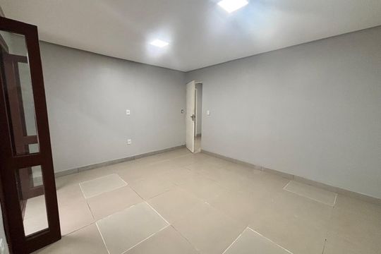 Casa para alugar com 3 quartos, 400m² em Santo Afonso, Novo Hamburgo