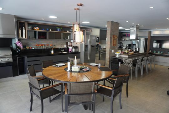 Área Gourmet de casa de condomínio para alugar com 3 quartos, 300m² em Tamboré, Santana de Parnaíba